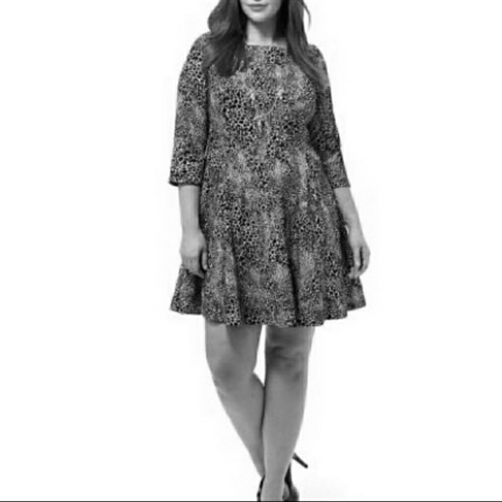 $118 Taylor animal print knit dress 18w